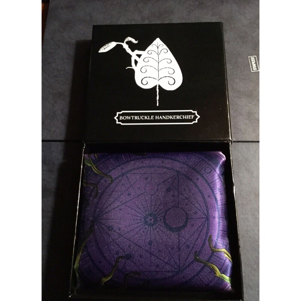 Harry Potter Fantastic Beast Bowtruckle Handkerchief Wizarding World Crate Exc